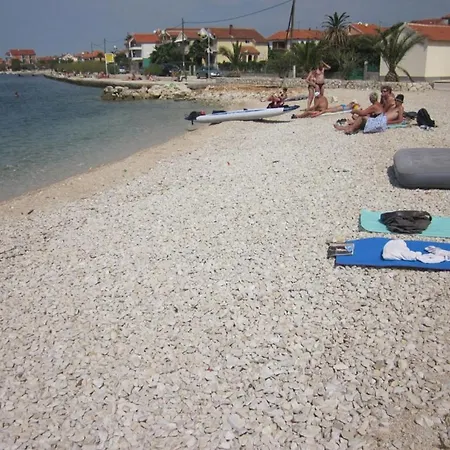 公寓 877-1 比比涅